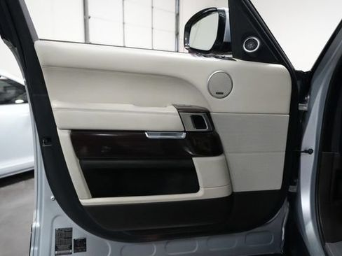 Used 2013 Land Rover Range Rover Supercharged AWD/4WD image 10