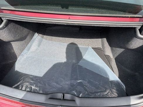 Used 2021 Chrysler 300 Touring L image 8