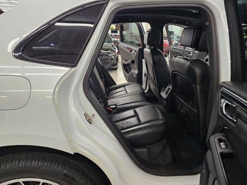 Used 2016 Porsche Macan S AWD/4WD image 33