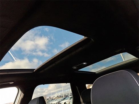 Used 2025 Hyundai Palisade Calligraphy image 14