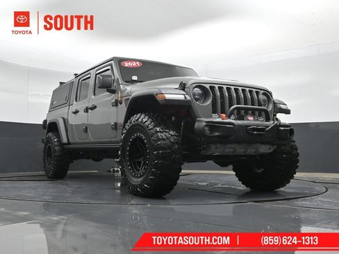 Used 2021 Jeep Gladiator Mojave w/ Dual Top Group AWD/4WD image 37