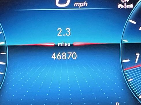 Certified 2023 Mercedes-Benz GLA 250 4MATIC w/ Premium Package image 22