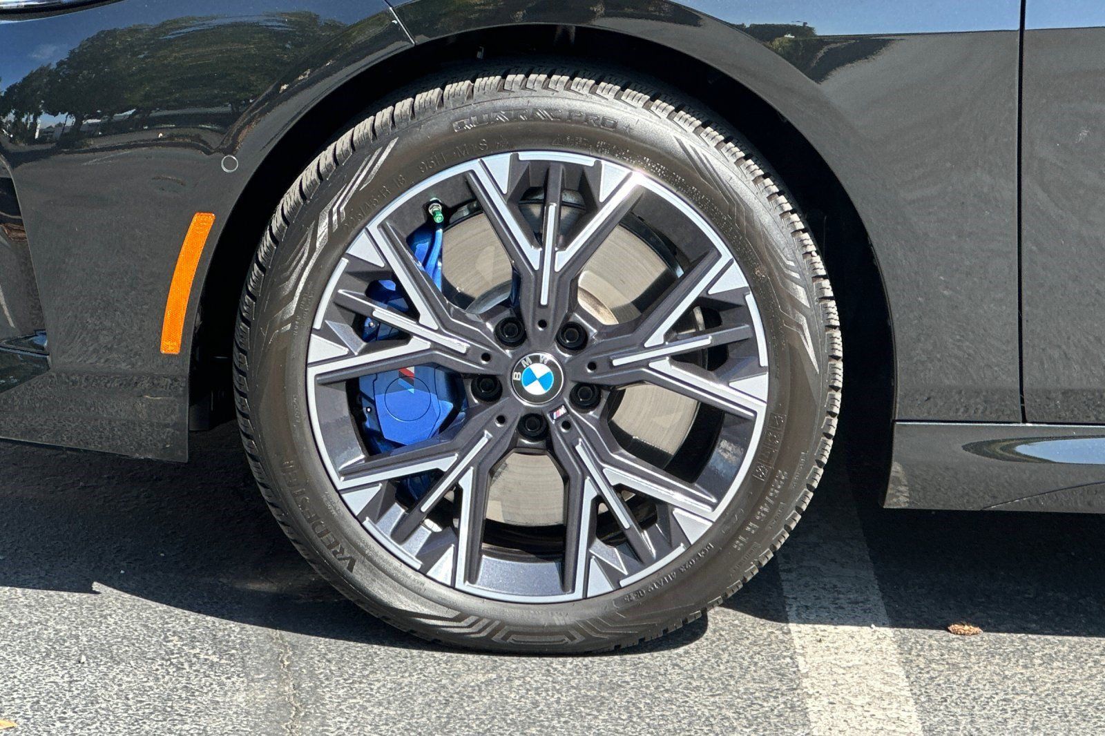 Used 2025 BMW M235i xDrive w/ Technology Package AWD/4WD image 37