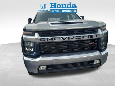 Used 2022 Chevrolet Silverado 2500 LT w/ All Star Edition AWD/4WD image 2