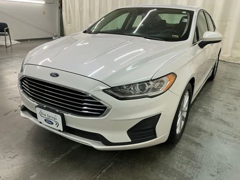 Used 2019 Ford Fusion SE FWD image 8