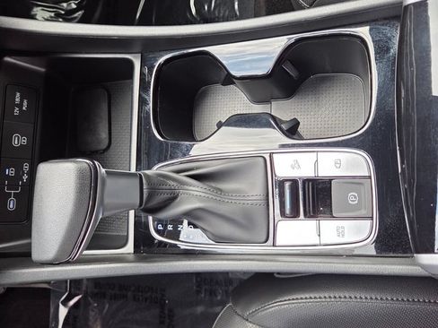 Used 2025 Hyundai Santa Cruz SEL FWD image 30