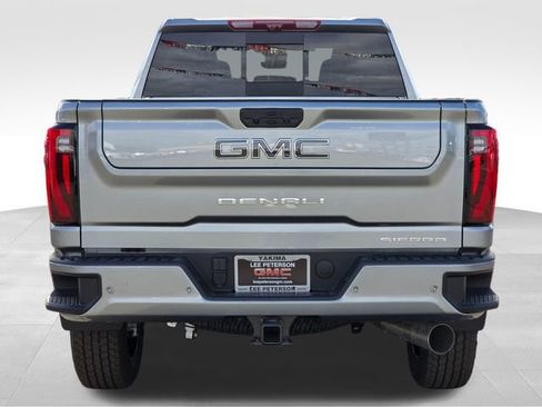 New 2026 GMC Sierra 2500 Denali Ultimate AWD/4WD image 4