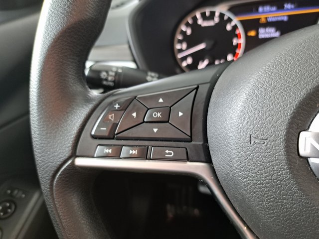 Used 2025 Nissan Altima 2.5 SV FWD image 18