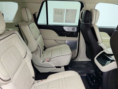 Used 2024 Lincoln Navigator Black Label AWD/4WD image 24