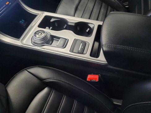 Used 2024 Ford Edge SEL image 26