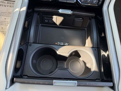 Certified 2021 GMC Yukon XL Denali w/ Denali Premium Package image 31