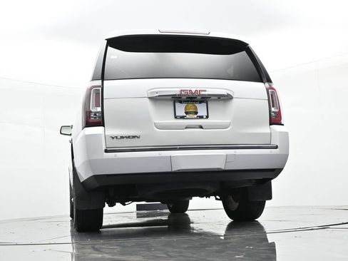 Used 2016 GMC Yukon Denali w/ Open Road Package AWD/4WD image 22