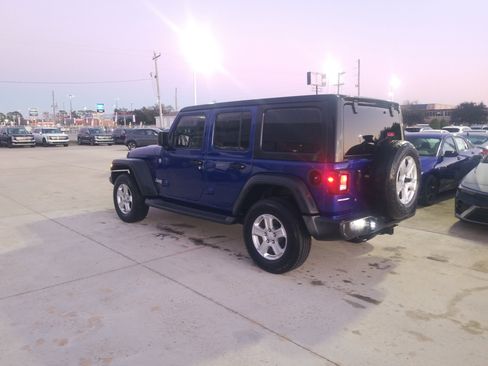 Used 2020 Jeep Wrangler Unlimited Sport S image 5