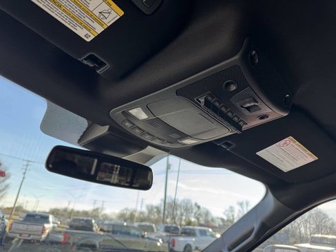 Used 2022 Ford F250 Lariat w/ Lariat Ultimate Package image 27