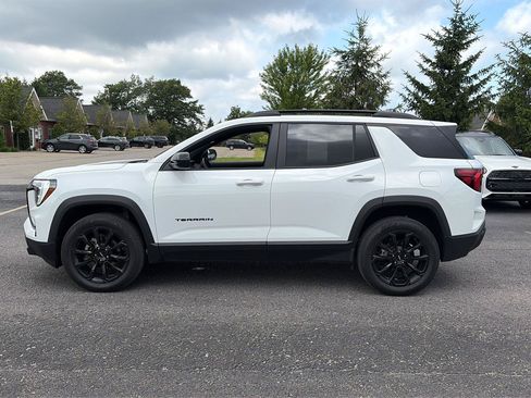 Used 2026 GMC Terrain Elevation w/ Black Edition AWD/4WD image 7