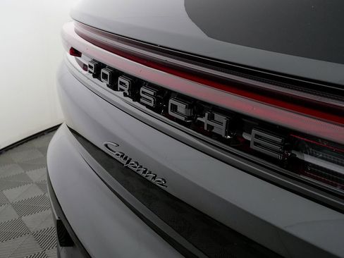 New 2026 Porsche Cayenne AWD image 38