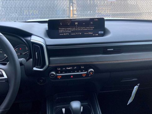 Used 2025 MAZDA CX-50 AWD 2.5 Hybrid w/ Premium Pkg image 8