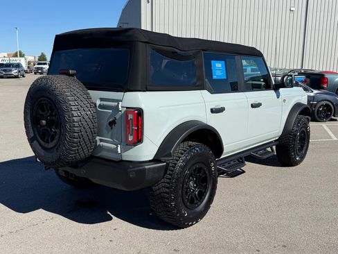 Used 2023 Ford Bronco Wildtrak image 35