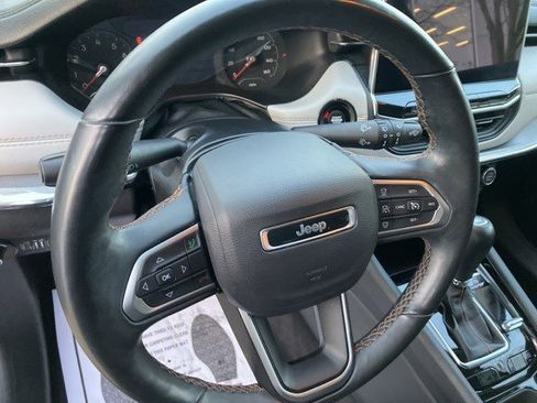 Certified 2022 Jeep Compass Limited image 14