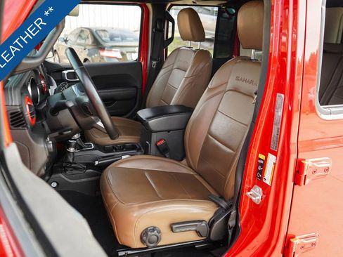 Used 2021 Jeep Wrangler Unlimited Sahara AWD/4WD image 7
