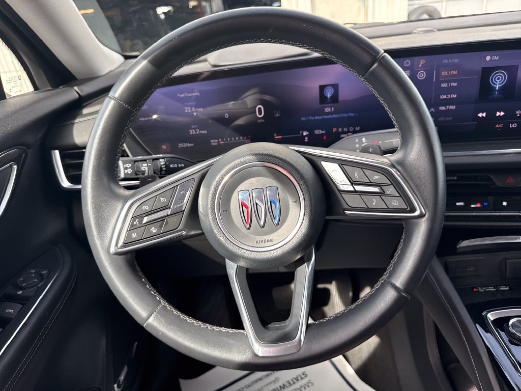 Used 2025 Buick Envision Preferred AWD/4WD image 17