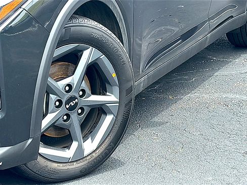 Used 2025 Kia K4 FWD image 3