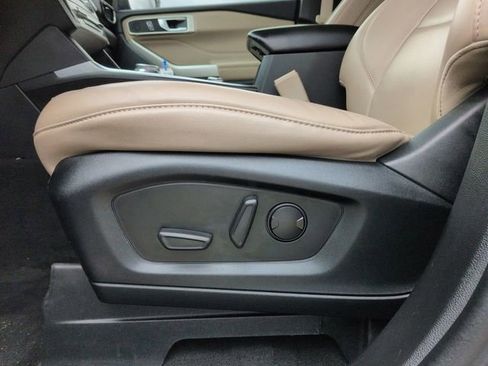 Certified 2023 Ford Explorer XLT w/ Equipment Group 202A image 21