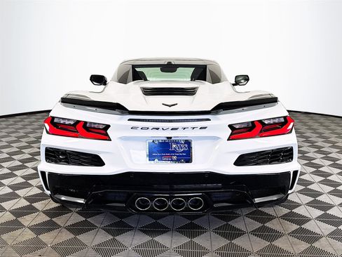 Used 2025 Chevrolet Corvette Z06 image 6