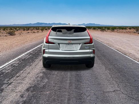 Certified 2024 Cadillac XT4 Luxury w/ Cold Weather Package image 6