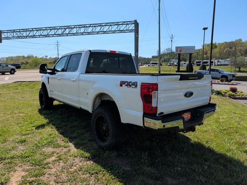 Used 2019 Ford F350 Lariat w/ Lariat Ultimate Package AWD/4WD image 9