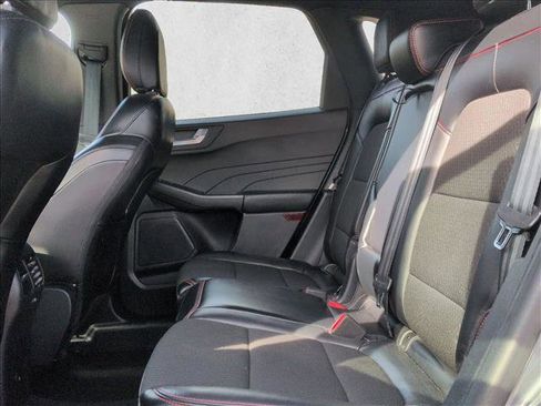 Used 2024 Ford Escape ST-Line image 19