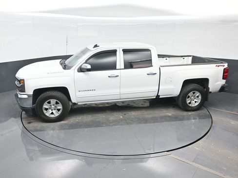 Used 2018 Chevrolet Silverado 1500 LT w/ All Star Edition image 18