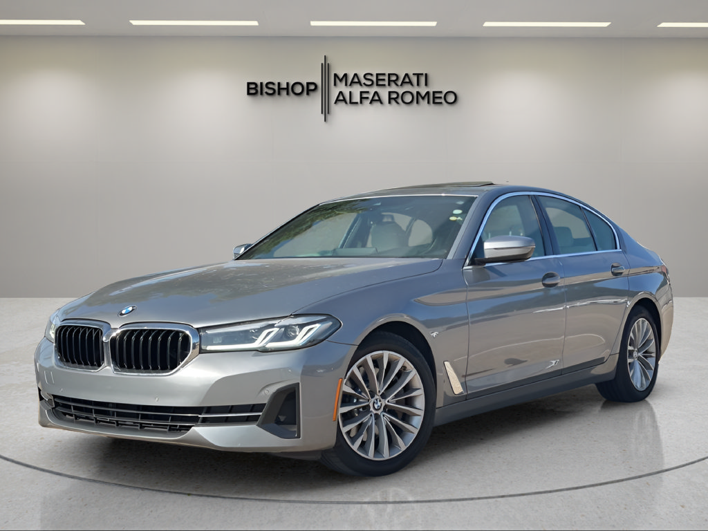 Used 2023 BMW 530i w/ Premium Package RWD image 2
