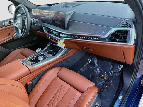 New 2026 BMW ALPINA XB7 AWD/4WD image 16