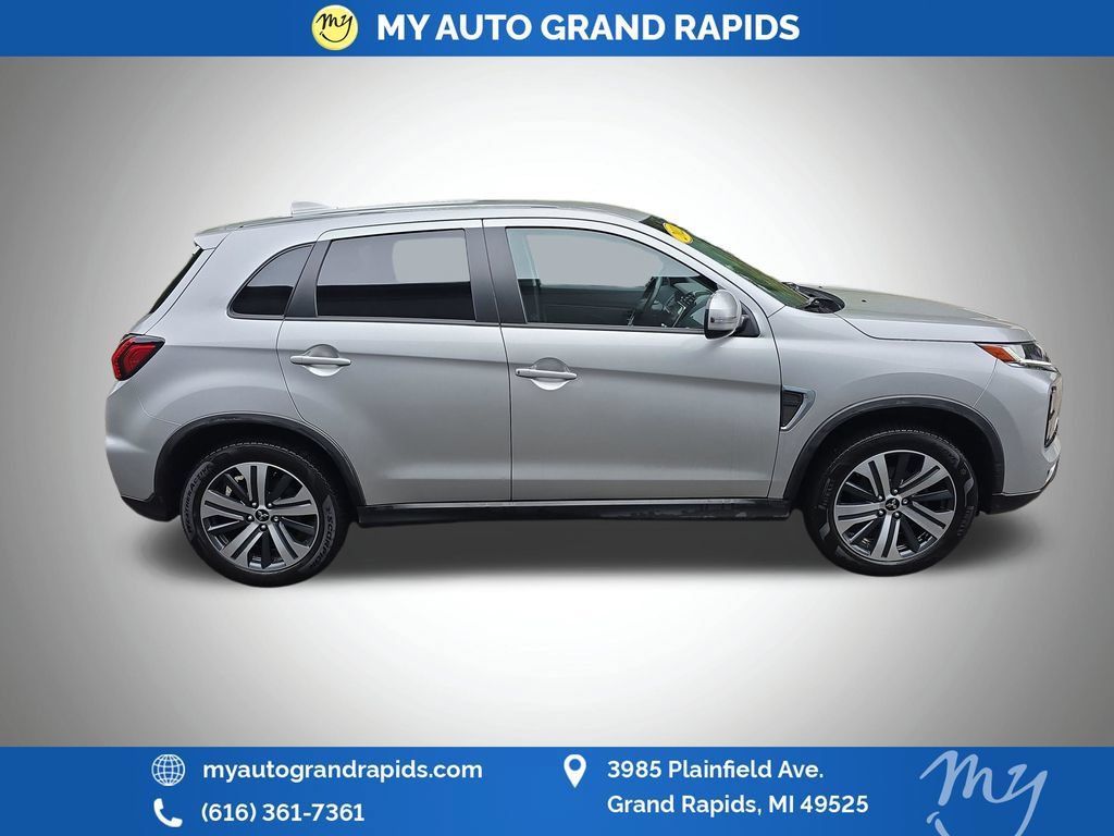 Used 2022 Mitsubishi Outlander Sport AWD image 9