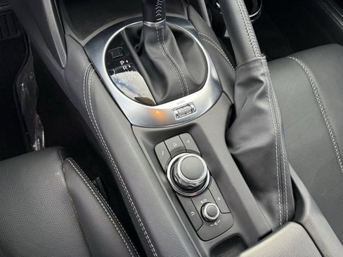Used 2025 MAZDA MX-5 Miata RF Grand Touring image 26