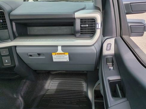New 2026 Ford F250 XL image 17