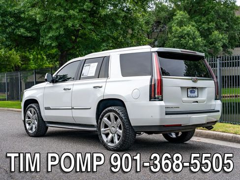Used 2019 Cadillac Escalade Luxury AWD/4WD image 8