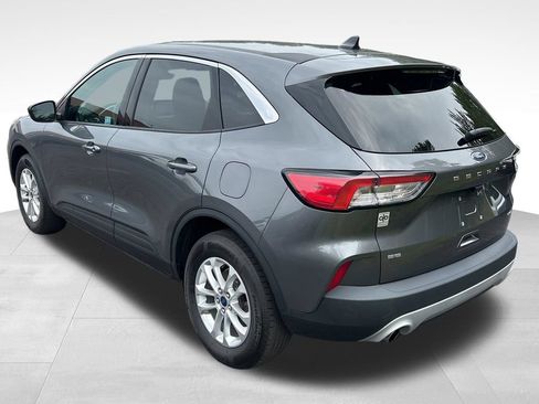 Used 2022 Ford Escape SE w/ Cold Weather Package AWD/4WD image 6