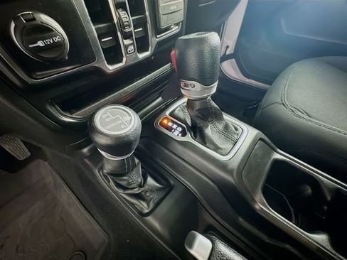 Used 2021 Jeep Wrangler Unlimited Sport AWD/4WD image 21