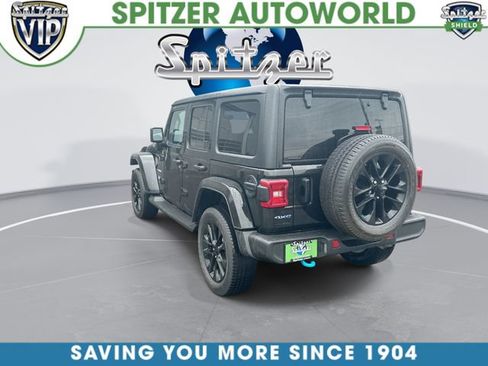 Used 2022 Jeep Wrangler Unlimited Sahara AWD/4WD image 7
