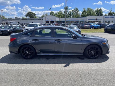 Used 2023 Honda Civic Sport image 19