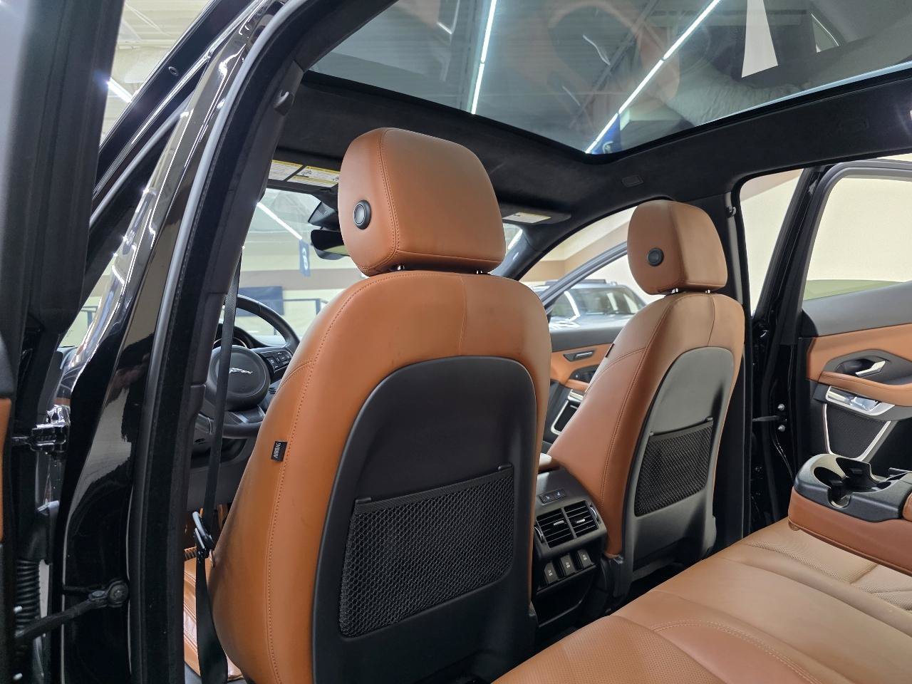 Used 2018 Jaguar E-PACE SE AWD/4WD image 28