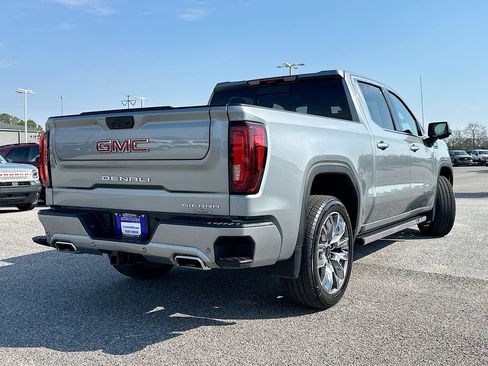 Used 2026 GMC Sierra 1500 Denali image 7