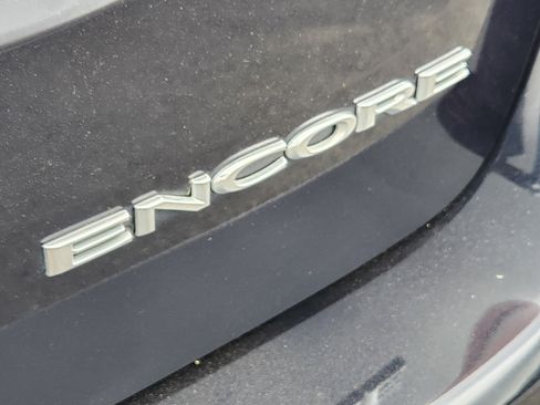 Used 2022 Buick Encore Preferred w/ Safety Package image 27