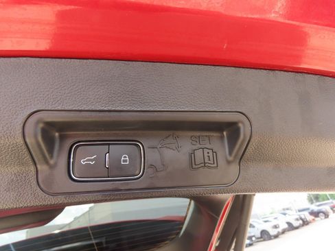 Used 2025 Ford Explorer ST-Line w/ Premium Package RWD image 14
