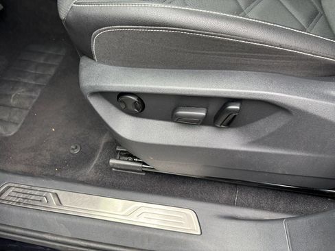 Used 2026 Volkswagen Atlas SE FWD image 23