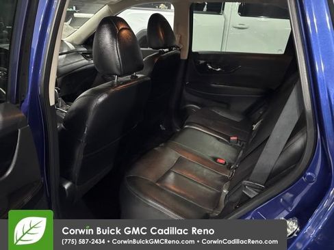 Used 2019 Nissan Rogue SL AWD/4WD image 15