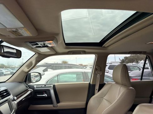 Used 2019 Toyota 4Runner Limited image 9