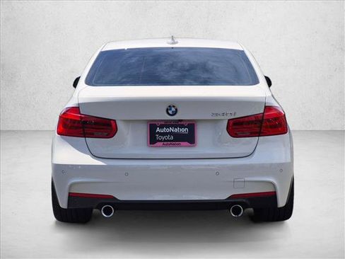 Used 2017 BMW 340i Sedan RWD image 7